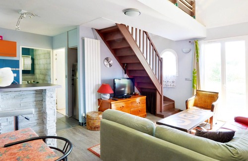 Ferolles-Attilly Casa | Homerez - Casa para 4 pers. con jardín y terraza en Férolles-Attilly