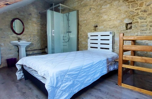 Quimperle Casa | Homerez - Amazing house 15 km away from the beach for 4 ppl. at Quimperlé
