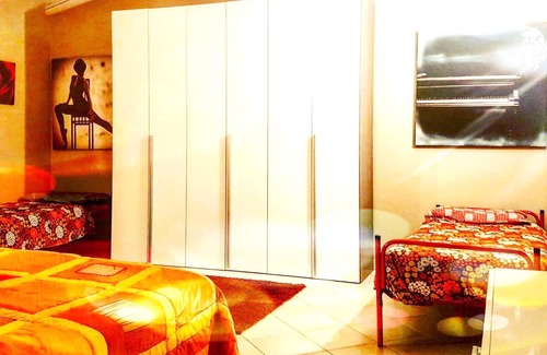Gragnano Trebbiense Apartamento | Homerez - Estudio para 4 pers. con piscina compartida y balcón en Gragnao