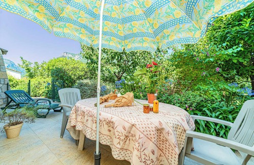 Le Bar-sur-Loup Apartamento | Homerez - Apartamento en Bar-sur-Loup