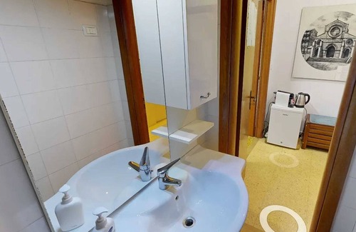 Cosenza Apartamento | Homerez - Apartamento 50 m² en Cosenza con wifi y aire acondicionado