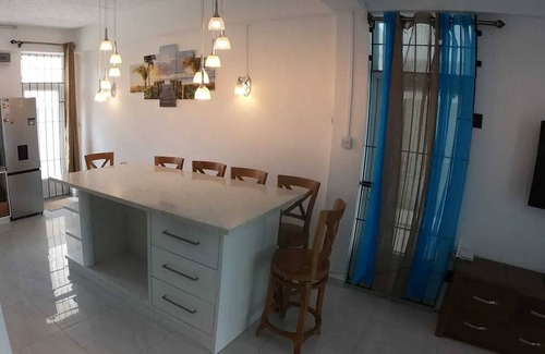 Blue Bay Apartamento | Homerez - Apartment in Blue Bay