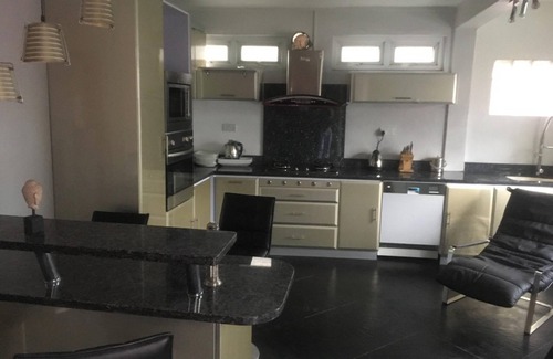 Bel Air Apartamento | Homerez - Apartamento en Bel Air