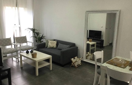 Distrito Sur Apartamento | Homerez - Apartamento en Córdoba, balcón.