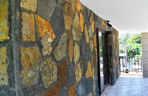 Surinam Apartamento | Homerez - Apartamento en Riambel