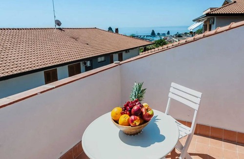 Aci Trezza Apartamento | Homerez - Apartamento en Aci Castello