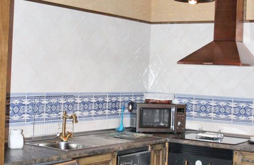 Hueva Apartamento | Homerez - Apto vista montaña Hueva
