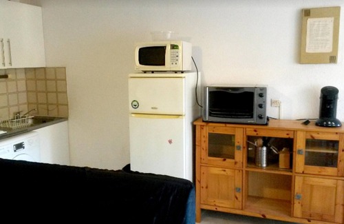 Les Arenes Apartamento | Homerez - Apartamento a 900 m de la playa para 4 pers. con piscina compartida
