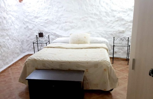 La Alqueria Apartamento | Homerez - Appartement 300 m away from the slopes for 6 ppl. with terrace at Orce