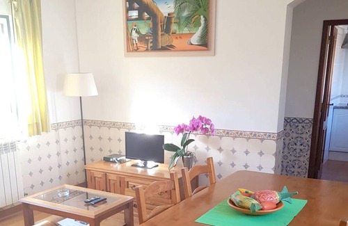 Farta Vacas Apartamento | Homerez - Apartamento a 5 km de la playa para 5 pers. con piscina compartida