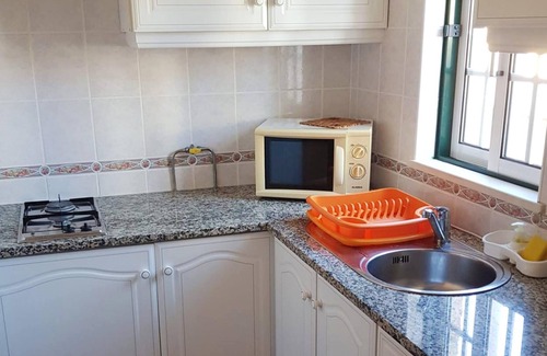 Farta Vacas Apartamento | Homerez - Apartamento a 5 km de la playa para 5 pers. con piscina compartida