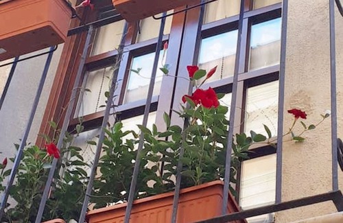 Arce Apartamento | Homerez - Apartamento moderno cerca del centro de Arce