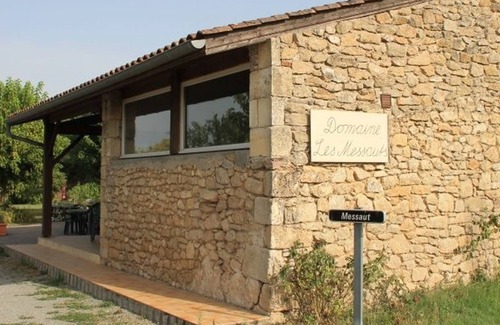 Blaignac Apartamento | Homerez - Appto Blaignac + pisc compartida