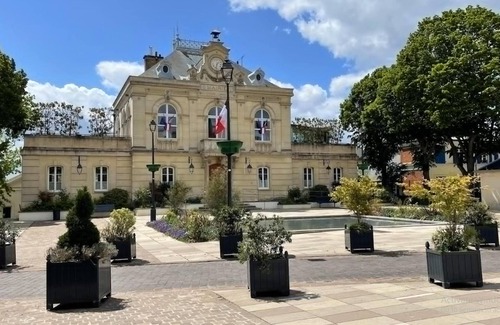 Fontenay-aux-Roses Apartamento | Homerez - Apt. Fontenay-aux-Roses