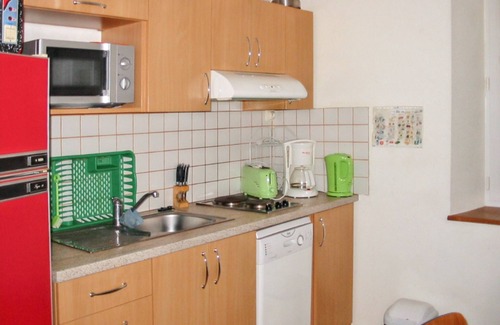 Salins-les-Bains Apartamento | Homerez - Apt. in Salins-les-Bains, parking included