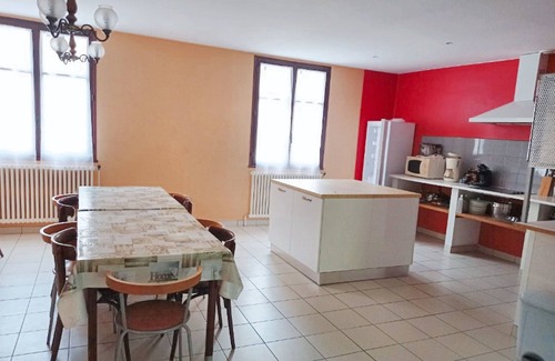 Gornies Apartamento | Homerez - Apt. in Gorniès with terrace.
