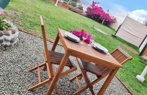 Tartane Apartamento | Homerez - Apto. en La Trinité con piscina