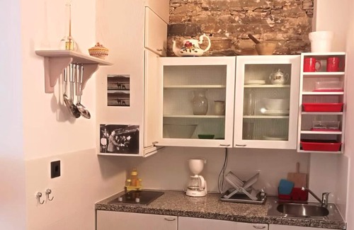 Lourenza Apartamento | Homerez - Bonito apartamento para 2 pers. con jardín y terraza en Lourenzá