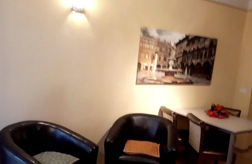 Borgo Venezia Apartamento | Homerez - Bonito apartamento para 3 pers. con terraza en Verona
