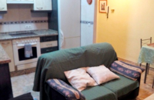 León Apartamento | Homerez - Bonito apartamento para 6 pers. con jacuzzi en León