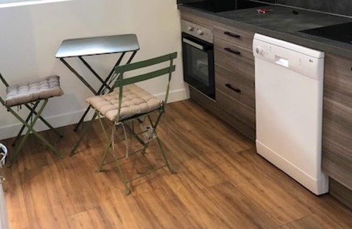 Mareil-Marly Apartamento | Homerez - Beautiful studio for 2 ppl. at Mareil-Marly