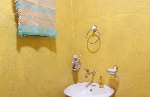 Los Cerritos Casa | Homerez - Beautiful house for 4 ppl. with terrace at Santa Cruz