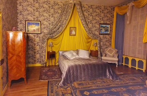 Chateau-Thierry Casa | Homerez - Big house for 10 ppl. with terrace at Château-Thierry