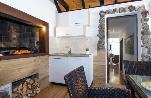 Jadrtovac Casa | Homerez - Big house 5 km away from the beach for 9 ppl. with swimming-pool