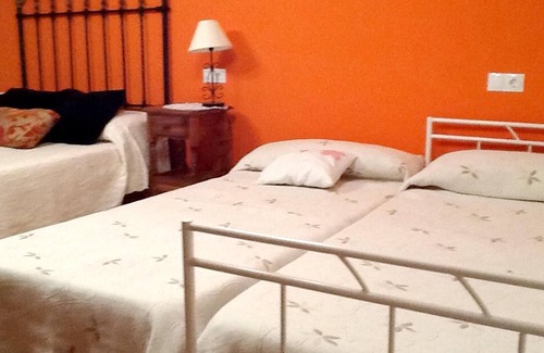 Villamiel Casa | Homerez - Big house for 19 ppl. with garden and terrace at Villamiel