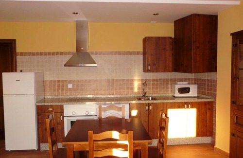 Villamiel Casa | Homerez - Big house for 19 ppl. with garden and terrace at Villamiel