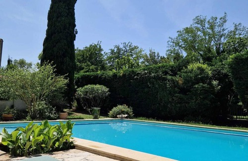 Albaron Apartamento | Homerez - Apartamento en Arles
