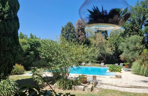 Albaron Apartamento | Homerez - Apartamento en Arles