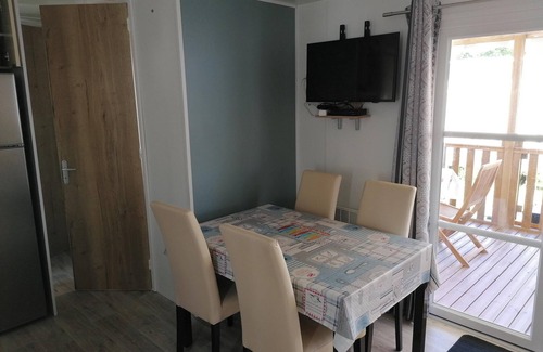 Saint-Julien-en-Born Casa | Homerez - Bungalow en Saint-Julien