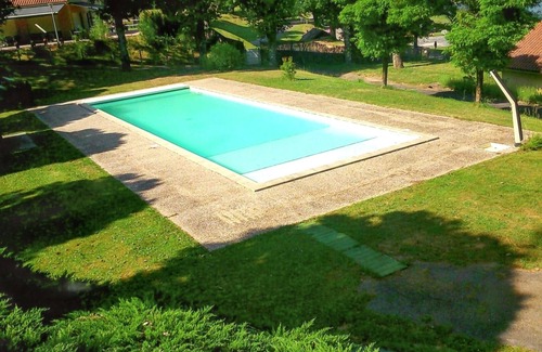 Rochechouart Casa | Homerez - Bungalow en Rochechouart