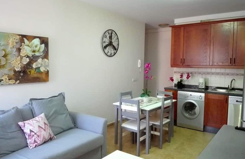 La Restinga Apartamento | Homerez - ¡A 200 m de la playa! Bonito apartamento para 4 pers.