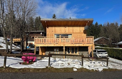 La Lechere Chalet De Esquí | Homerez - Chalet en La Léchère