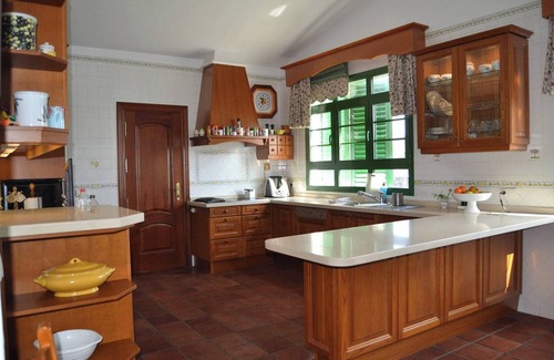 Yaiza Chalet De Esquí | Homerez - Chalet in Yaiza with Fireplace