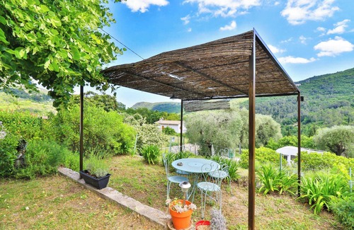 Le Bar-sur-Loup Apartamento | Homerez - Apt encantador - Le Bar-sur-Loup