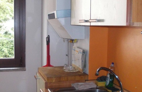 Nebbiuno Apartamento | Homerez - Apartamento encantador en Lesa con vista a la montaña - 67 m²