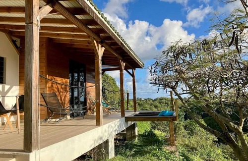 Le Gosier Chalet De Esquí | Homerez - Charming Chalet in Le Gosier with Private Pool