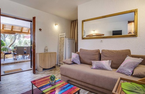 Martinscica Casa | Homerez - Casa encantadora en Martinšćica + Jardín