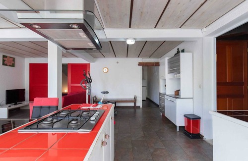 Petite-Ile Casa | Homerez - Charming house near Petite Île with private pool
