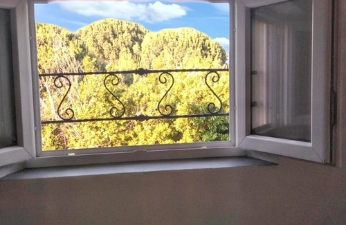 Serignan Casa | Homerez - Casa con Encanto en Vendres con Jardín Cerrado