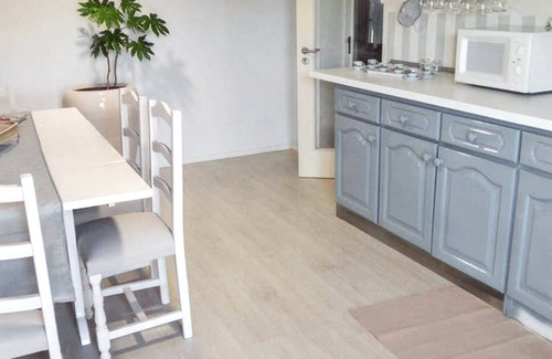 Vila Nova de Famalicao Casa | Homerez - Casa encantadora en Requião con piscina compartida