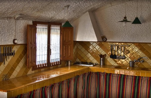 Gorafe Casa | Homerez - Encantador alquiler con piscina compartida en Gorafe