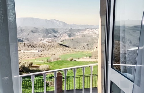 Olvera Villa | Homerez - Encantadora Villa en Olvera con Piscina Privada