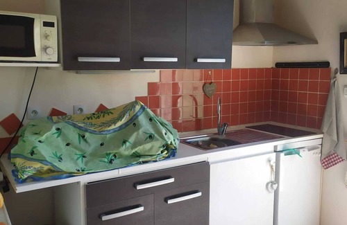 Veyras Apartamento | Homerez - Estudio cómodo en Veyras con jardín y piscina
