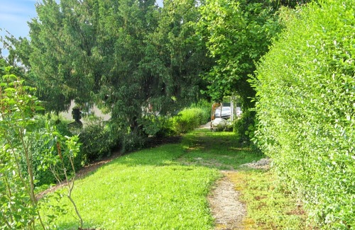 Salins-les-Bains Apartamento | Homerez - Apto acogedor Salins-les-Bains