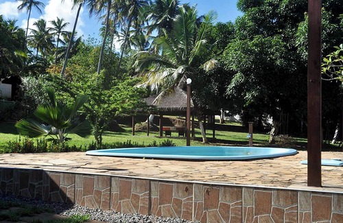 Barra do Jacuipe Chalet De Esquí | Homerez - Acogedor Chalet en el Corazón de Camaçari con Piscina Compartida