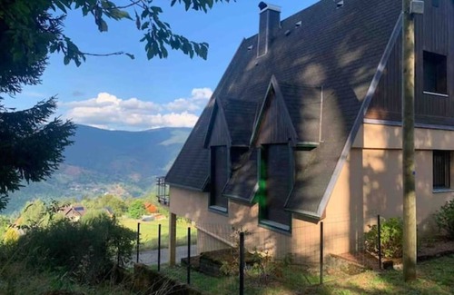 Kruth Chalet De Esquí | Homerez - Acogedor Chalet con Vistas Panorámicas en Kruth